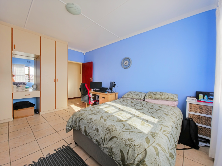 3 Bedroom Property for Sale in Hawston Western Cape